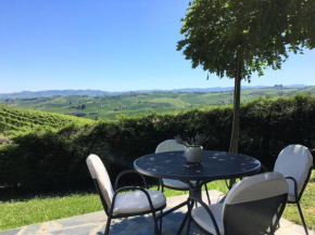 Отель Holiday Home Cannubi in Barolo  Бароло
